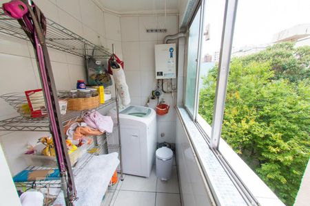 Apartamento para alugar com 68m², 3 quartos e 1 vagaÁrea de Serviço