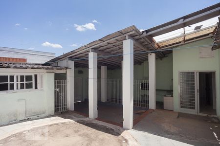 Casa para alugar com 200m², 3 quartos e 3 vagasQuintal