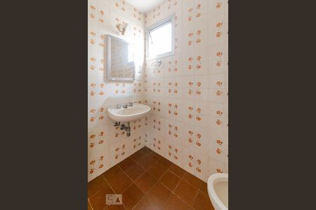 Banheiro de apartamento para alugar com 1 quarto, 42m² em Itaim Bibi, São Paulo