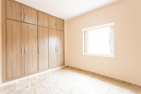 Quarto 1 de casa para alugar com 3 quartos, 140m² em Vila Anhangüera, Campinas