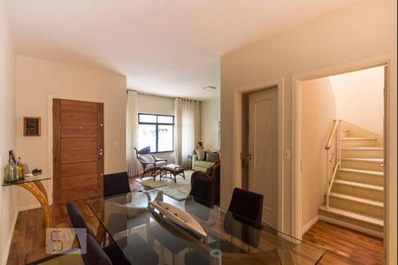 Sala de casa para alugar com 3 quartos, 130m² em Planalto Paulista, São Paulo