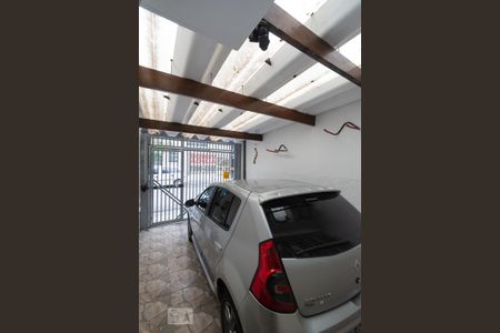 Garagem de casa à venda com 2 quartos, 54m² em Chácara Santo Antônio (zona Sul), São Paulo