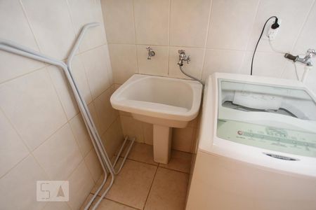 Casa à venda com 306m², 4 quartos e 6 vagasLavanderia