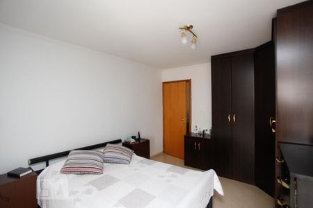 Casa à venda com 306m², 4 quartos e 6 vagasSuíte 2