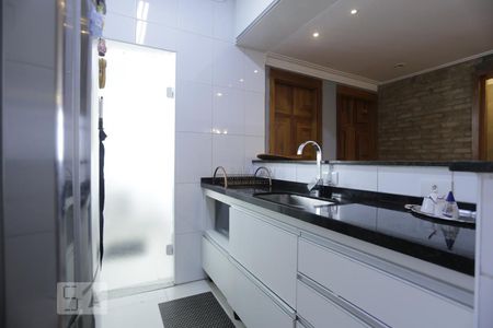 Cozinha de apartamento para alugar com 2 quartos, 54m² em Consolação, São Paulo
