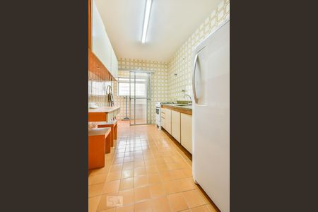 Apartamento para alugar com 54m², 1 quarto e 2 vagas Apartamento para alugar com 54m², 1 quarto e 2 vagasCozinha