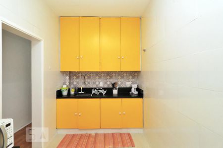 Apartamento à venda com 90m², 2 quartos e 1 vagaCozinha.