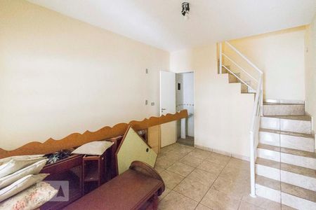 Sala de casa para alugar com 2 quartos, 70m² em Jardim das Flores, Osasco