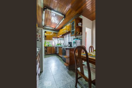 Apartamento à venda com 268m², 3 quartos e 1 vagaCopa e cozinha