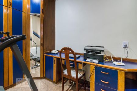 Apartamento à venda com 268m², 3 quartos e 1 vagaQuarto 2 - Armários