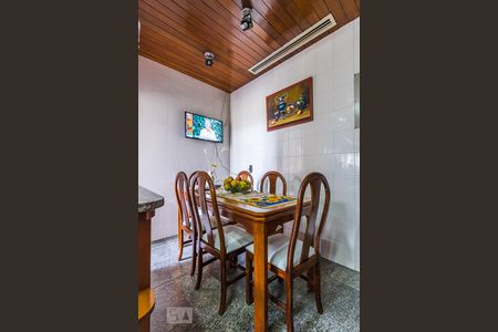 Apartamento à venda com 268m², 3 quartos e 1 vagaCopa