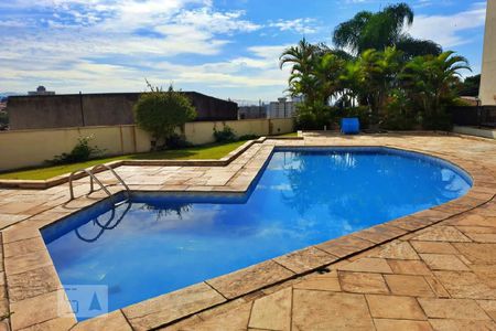 Apartamento para alugar com 48m², 2 quartos e 1 vagaÁrea comum - Piscina