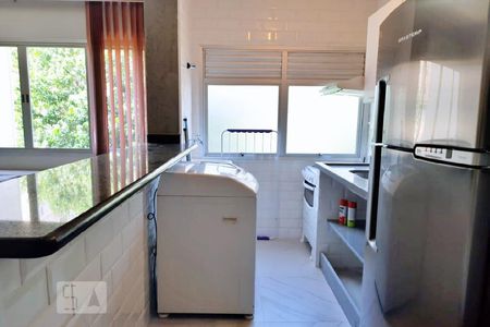 Apartamento para alugar com 48m², 2 quartos e 1 vagaCozinha e Área de Serviço