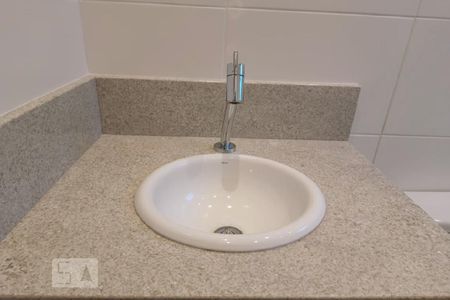 Apartamento para alugar com 48m², 2 quartos e 1 vagaBanheiro - Torneira