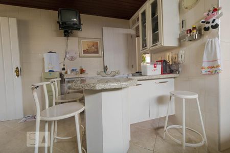 Casa para alugar com 438m², 5 quartos e sem vagaCozinha