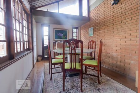 Casa para alugar com 438m², 5 quartos e sem vagaQuarto 01