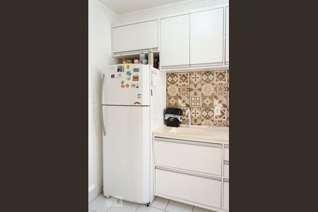 Cozinha de apartamento à venda com 2 quartos, 46m² em Bairro Fátima, Canoas