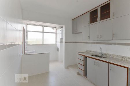 Apartamento à venda com 102m², 3 quartos e 2 vagasCozinha