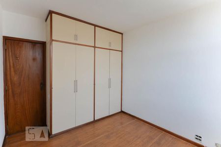 Apartamento à venda com 102m², 3 quartos e 2 vagasQuarto 2