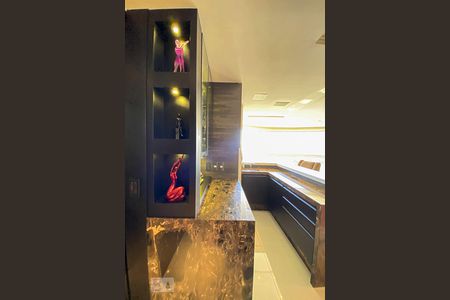 Apartamento à venda com 194m², 3 quartos e 4 vagasEspaço Gourmet