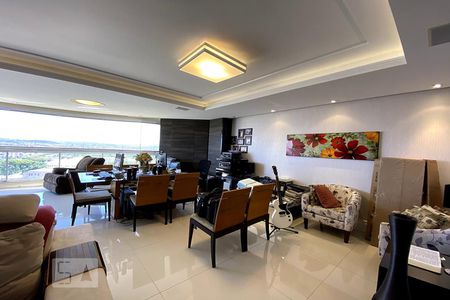 Sala de Estar de apartamento à venda com 3 quartos, 194m² em Morro do Espelho, São Leopoldo