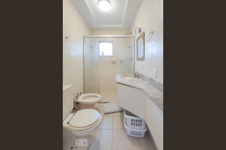 Apartamento para alugar com 129m², 3 quartos e 3 vagas Apartamento para alugar com 129m², 3 quartos e 3 vagasBanheiro Social