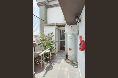 Apartamento para alugar com 129m², 3 quartos e 3 vagas Apartamento para alugar com 129m², 3 quartos e 3 vagasQuarto 1 Varanda