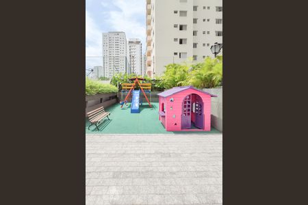 Apartamento para alugar com 129m², 3 quartos e 3 vagas Apartamento para alugar com 129m², 3 quartos e 3 vagasPlayground