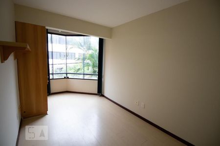 Quarto 1 de apartamento para alugar com 2 quartos, 60m² em Quadras Econômicas Lúcio Costa (guará), Brasília