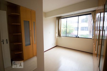 Quarto 2 de apartamento para alugar com 2 quartos, 60m² em Quadras Econômicas Lúcio Costa (guará), Brasília