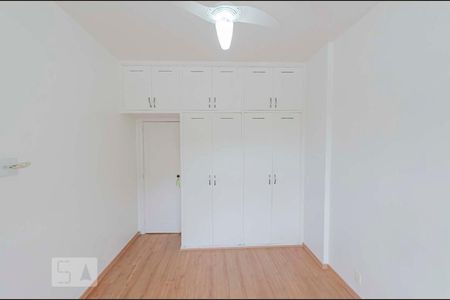 Apartamento à venda com 130m², 3 quartos e 1 vagaQuarto 2