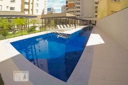 Studio à venda com 30m², 1 quarto e 1 vagaPiscina