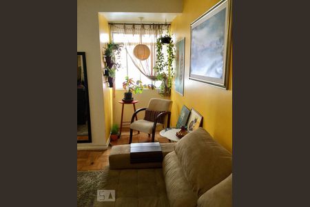 Sala de apartamento à venda com 2 quartos, 66m² em Aclimação, São Paulo