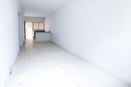 Casa de condomínio para alugar com 60m², 2 quartos e sem vaga Casa de condomínio para alugar com 60m², 2 quartos e sem vagaSala/Cozinha