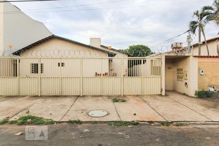 Casa de condomínio para alugar com 60m², 2 quartos e sem vaga Casa de condomínio para alugar com 60m², 2 quartos e sem vagaFachada do Condomínio