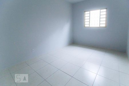 Casa de condomínio para alugar com 60m², 2 quartos e sem vaga Casa de condomínio para alugar com 60m², 2 quartos e sem vagaQuarto 2