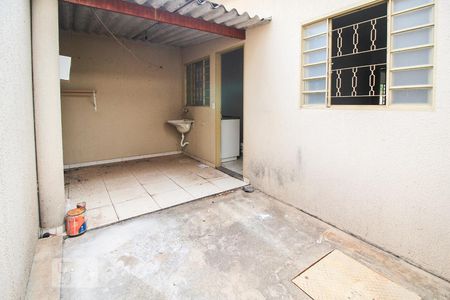 Casa de condomínio para alugar com 60m², 2 quartos e sem vaga Casa de condomínio para alugar com 60m², 2 quartos e sem vagaÁrea de Serviço