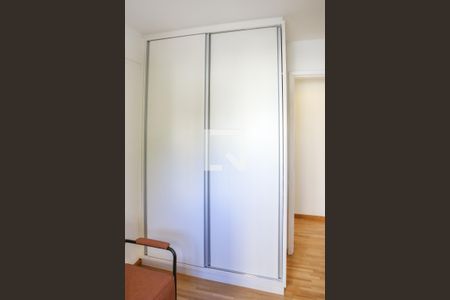 Apartamento para alugar com 67m², 2 quartos e 1 vagaQuarto