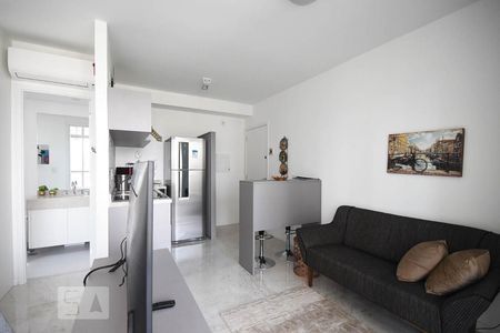 Sala de apartamento para alugar com 1 quarto, 35m² em Real Parque, São Paulo