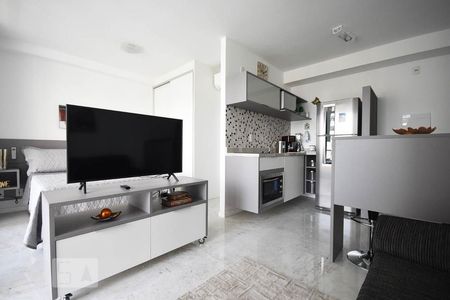 Sala de apartamento para alugar com 1 quarto, 35m² em Real Parque, São Paulo