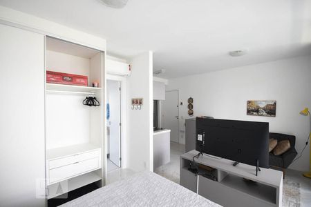 Sala de apartamento para alugar com 1 quarto, 35m² em Real Parque, São Paulo