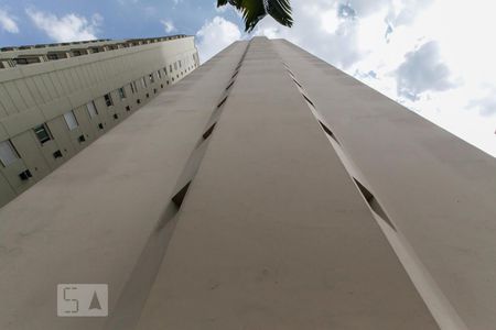 Apartamento para alugar com 102m², 3 quartos e 2 vagas Apartamento para alugar com 102m², 3 quartos e 2 vagasFachada