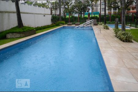 Apartamento para alugar com 48m², 1 quarto e 1 vagaPiscina