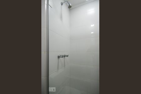 Banheiro de apartamento para alugar com 1 quarto, 48m² em Menino Deus, Porto Alegre