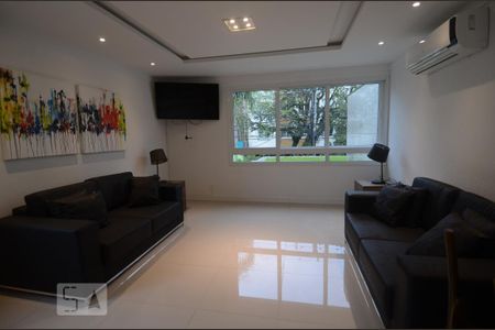 Apartamento para alugar com 48m², 1 quarto e 1 vagaSalão de Festas
