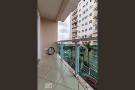 Casa para alugar com 150m², 2 quartos e 1 vaga Casa para alugar com 150m², 2 quartos e 1 vagaVaranda da Suíte 2