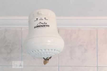 Casa à venda com 68m², 2 quartos e 1 vaga Casa à venda com 68m², 2 quartos e 1 vagaBanheiro