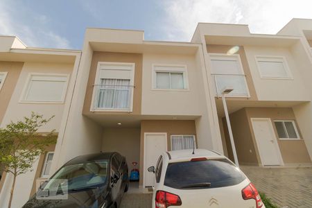 Casa de condomínio à venda com 115m², 3 quartos e 2 vagasFachada