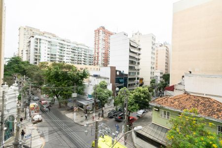 Apartamento para alugar com 90m², 3 quartos e sem vagaVISTA JANELA SALA