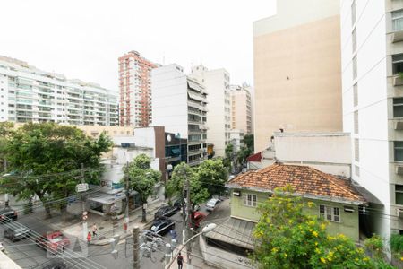 Apartamento para alugar com 90m², 3 quartos e sem vagaVISTA JANELA SALA